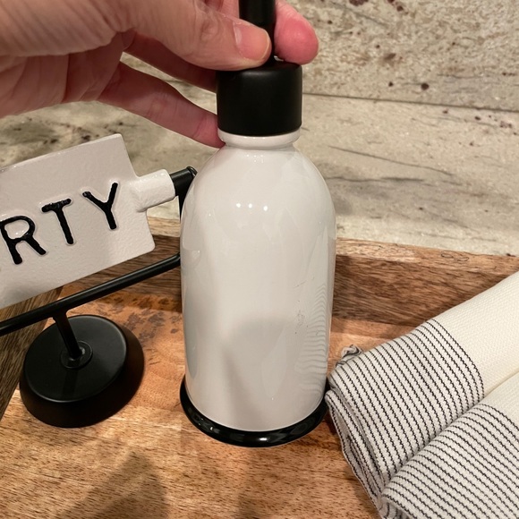 ❌SOLD ❌👍Bath Set Hearth&Home Magnolia - Picture 5 of 9